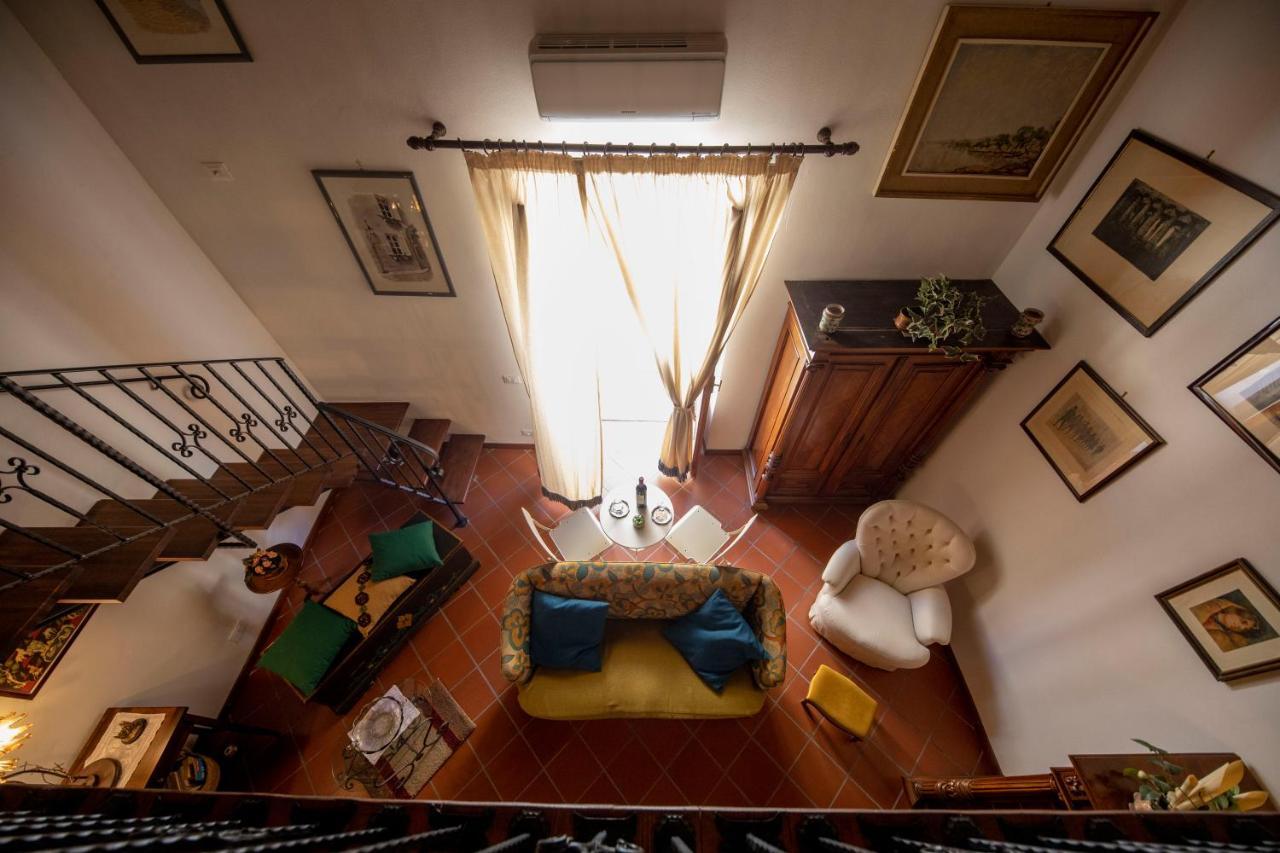 Familyholidays La Finestra Di Fronte Чефалу Екстериор снимка
