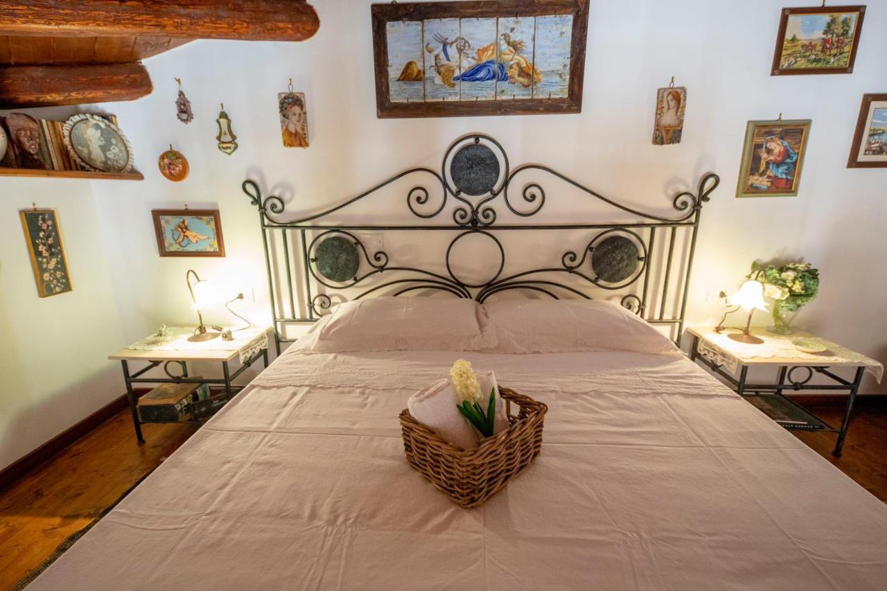 Familyholidays La Finestra Di Fronte Чефалу Екстериор снимка