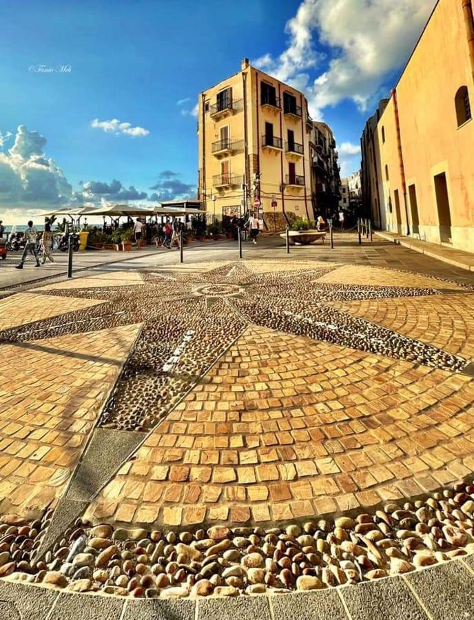Familyholidays La Finestra Di Fronte Чефалу Екстериор снимка